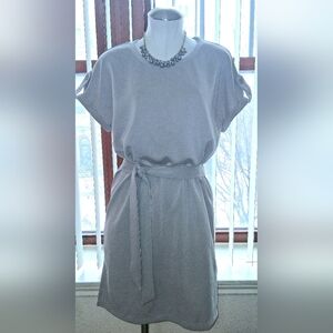 👗 IT'S A SALE!! Light Gray Dress with Belt 👗
